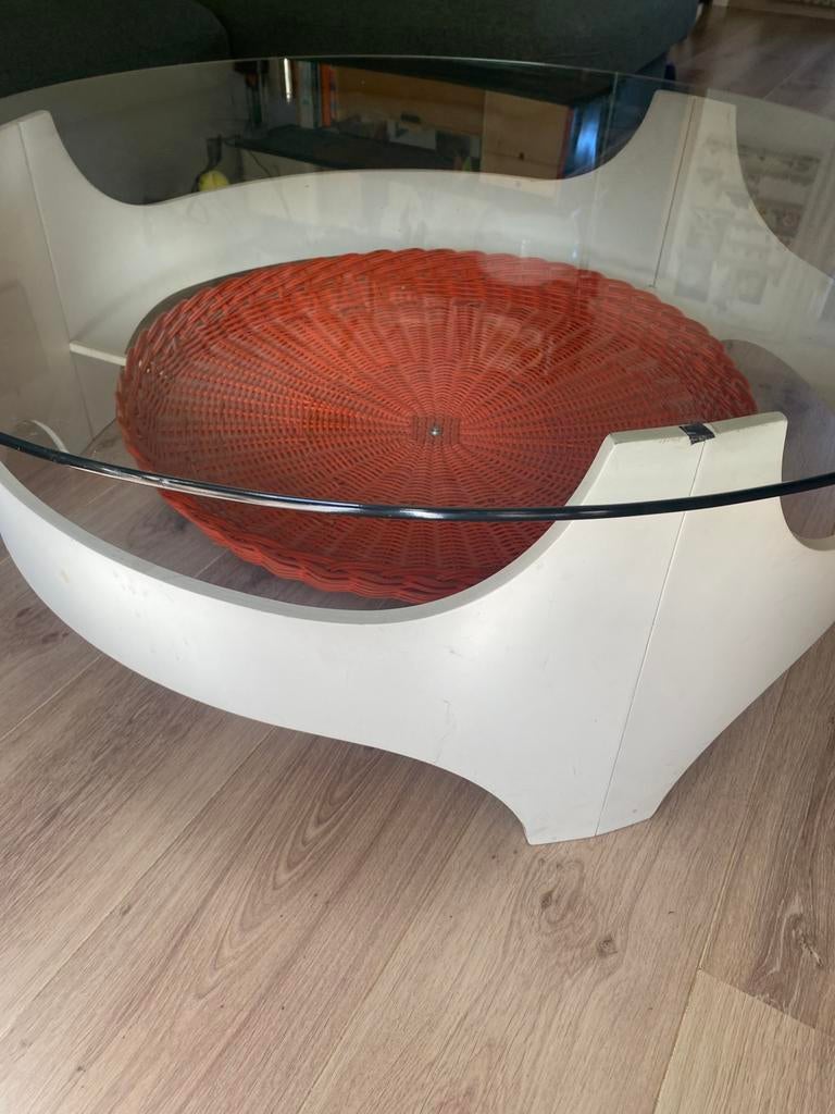 Space age salontafel met rotan mand, Ophalen, Gebruikt, 50 tot 100 cm, Rond
