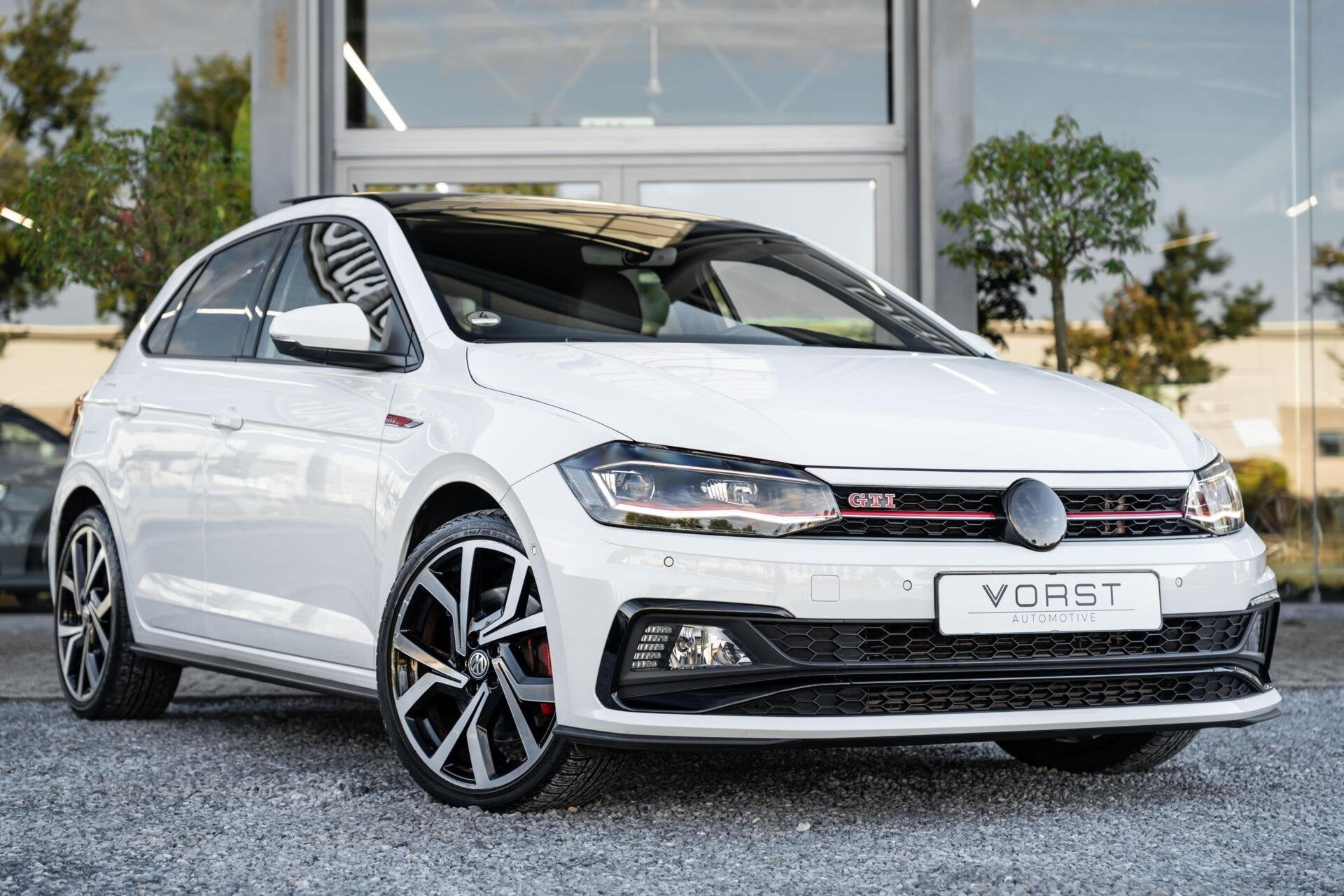 Volkswagen Polo 2.0 TSI GTI Pano DSG Beats ACC Stoelverw, Gebruikt, 4 cilinders, 1984 cc, Wit