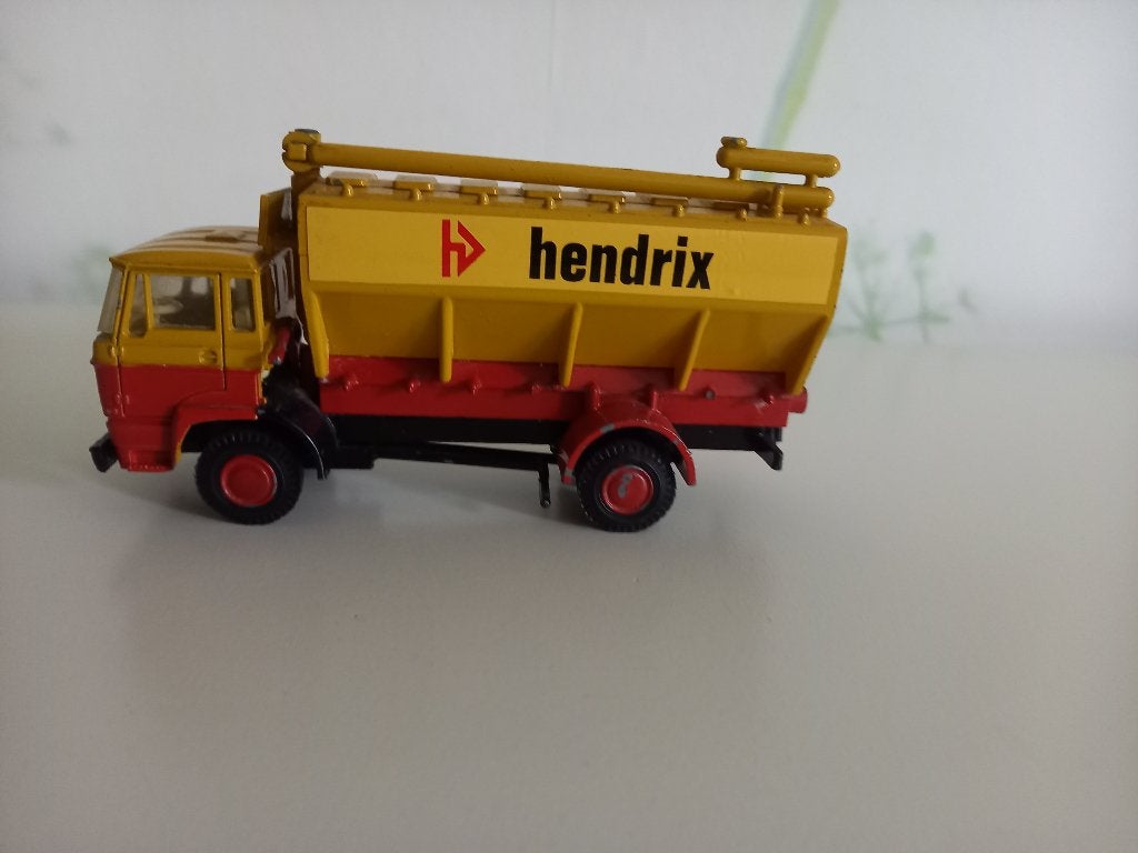 Daf 2000 bulkwagen Hendrix, Hobby en Vrije tijd, Modelauto's | 1:50, Ophalen of Verzenden, Zo goed als nieuw, Bus of Vrachtwagen