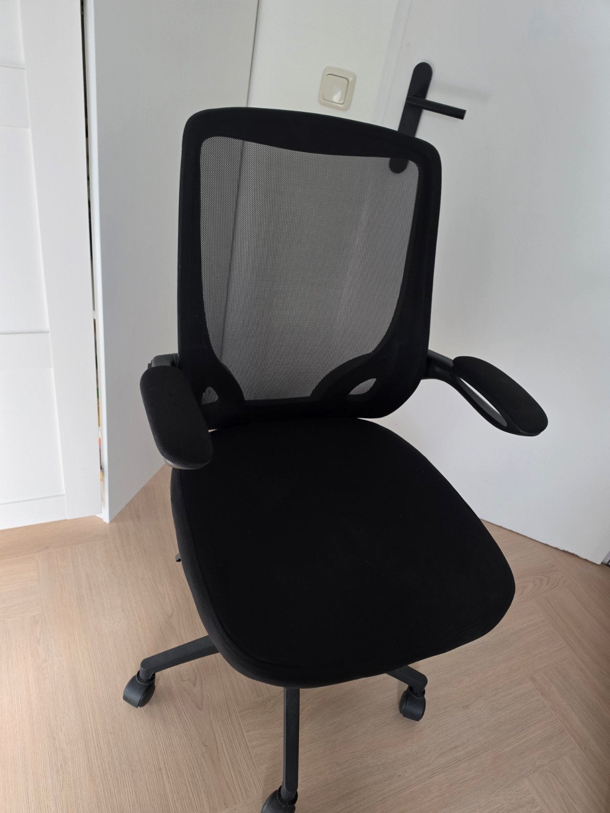 Bureau Stoel and  zit-sta-bureau, Ophalen, Zwart