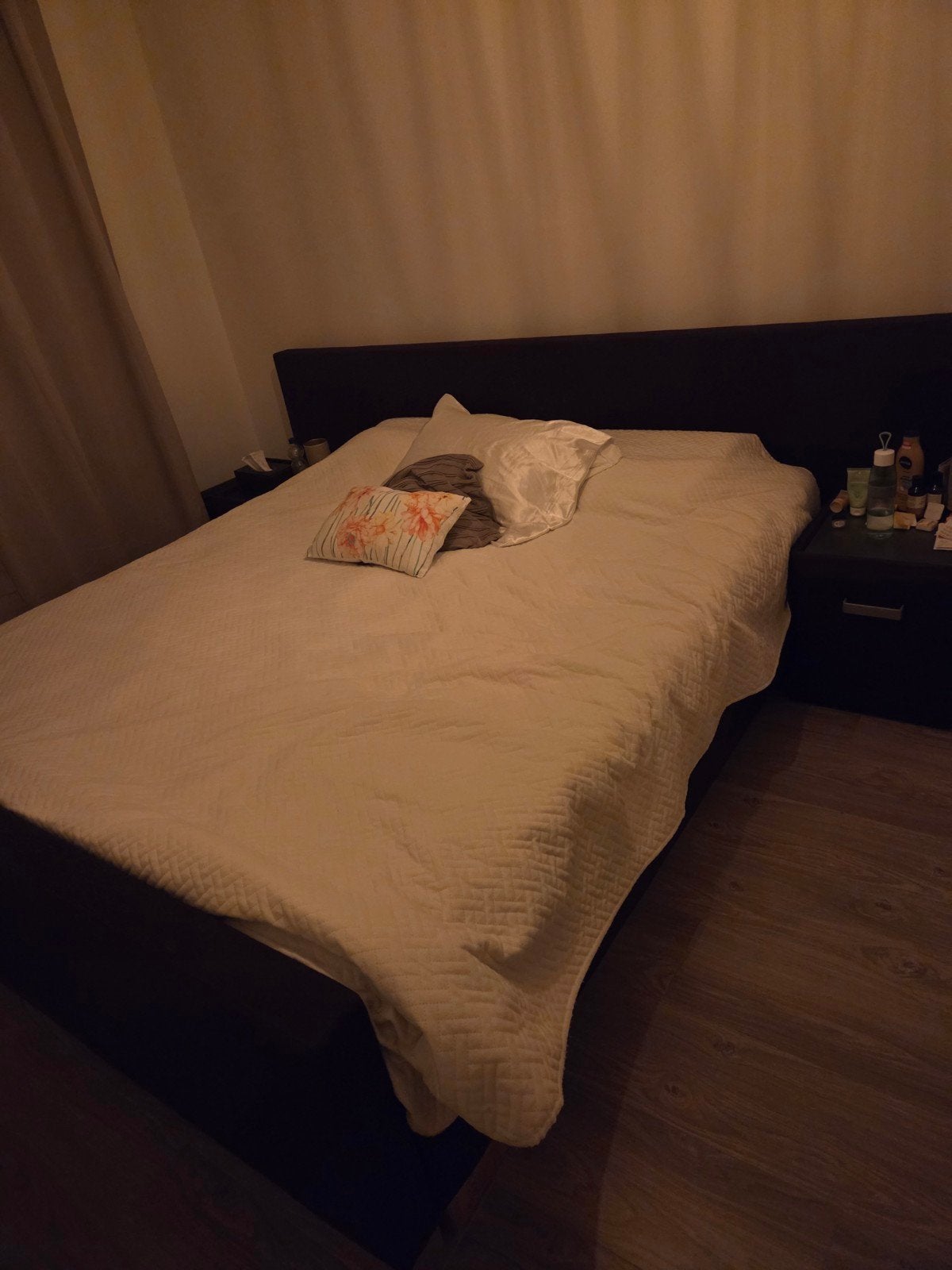 Tweepersoonsbed met nachtkastjes - Donkerbruin, Ophalen, Gebruikt, Bruin, Tweepersoons
