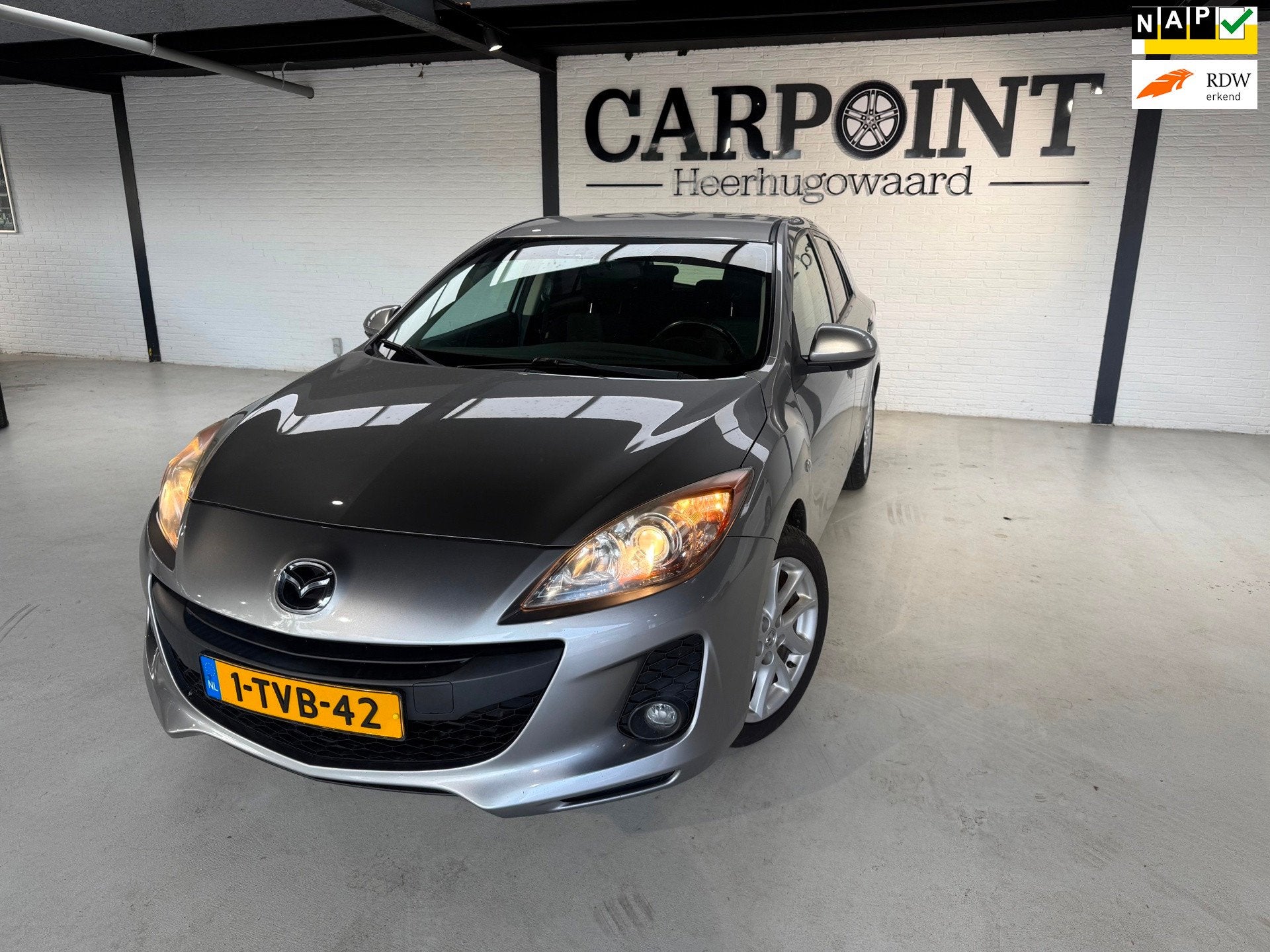Mazda 3 1.6 TS 2014 Camera Cruise Clima PDC Deal O.H NAP Zee, Voorwielaandrijving, Euro 5, Gebruikt, 4 cilinders