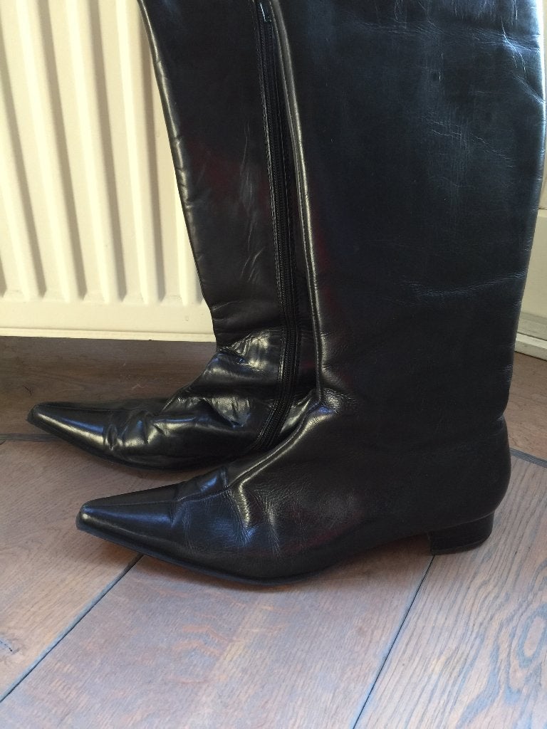 Prachtige zwarte leren laarzen, 42, Kleding | Dames, Hoge laarzen, Zwart, Ophalen of Verzenden, Zo goed als nieuw