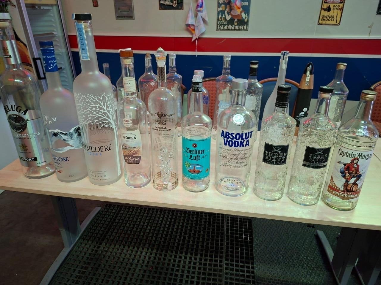 Diverse lege drankflessen 3 -6 ltr - Perfect voor decoratie, Ophalen, Gebruikt