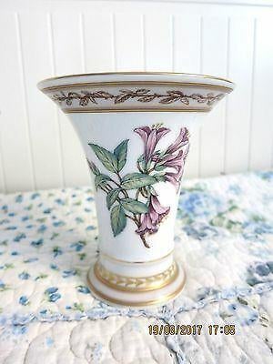vaasje AK Kaiser Porselein Plantage dekor Nossek 13cm, Antiek en Kunst, Ophalen of Verzenden