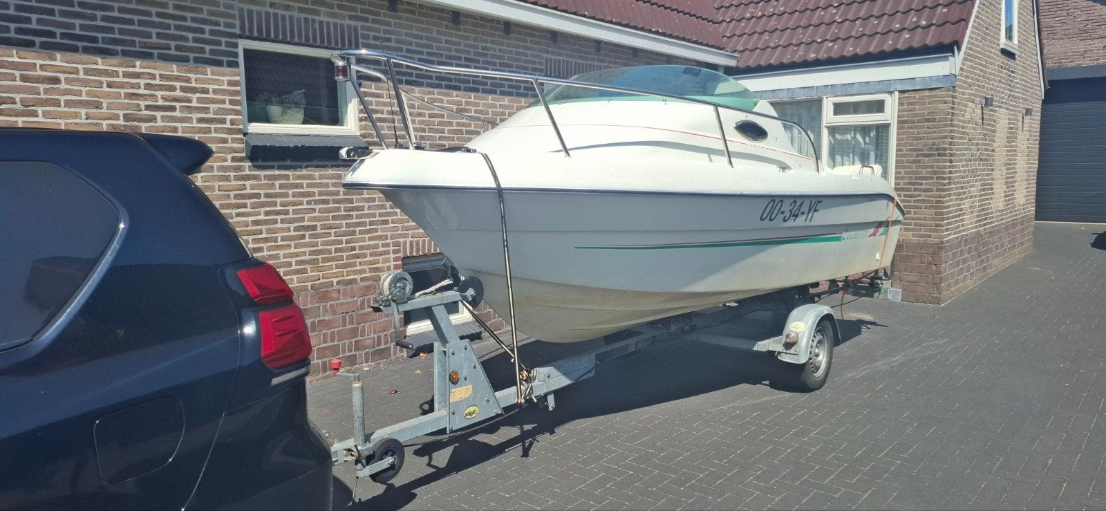 Hille coaster 530, Gebruikt, Kajuitboot, Buitenboordmotor, Polyester