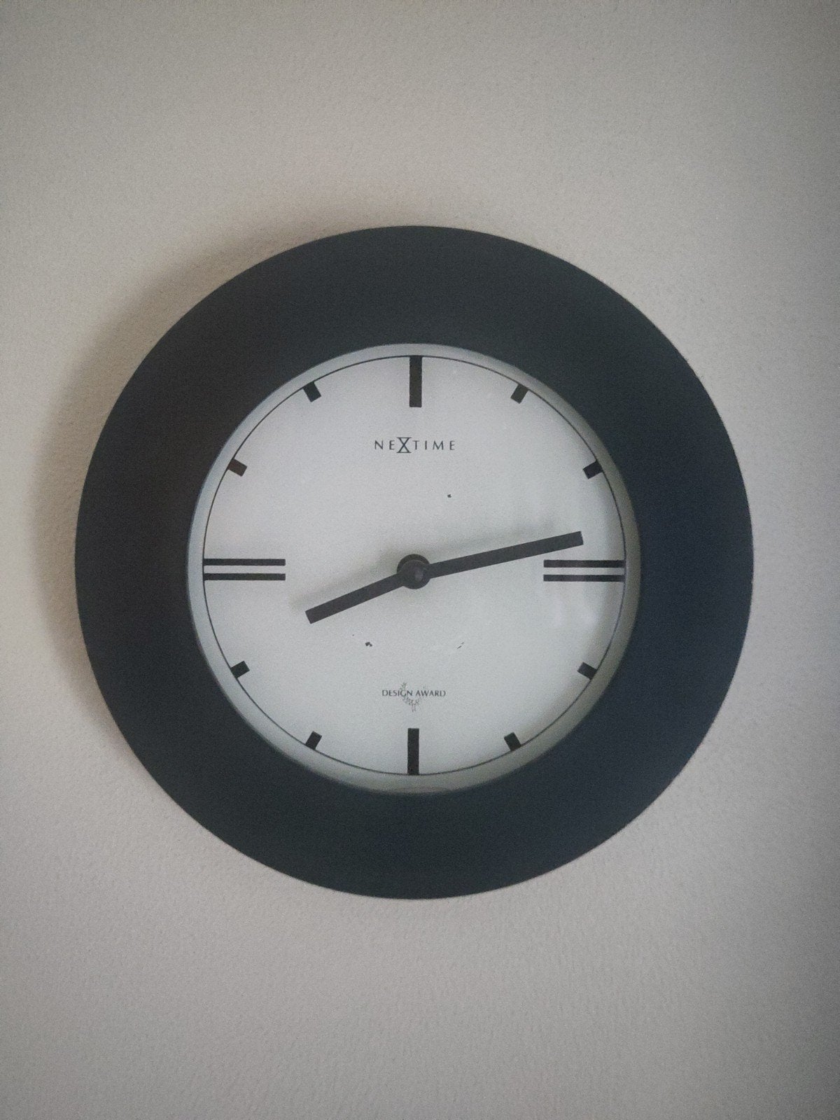 donkerblauw klok, nextime, Huis en Inrichting, Woonaccessoires | Klokken, Ophalen, Analoog, Blauw, Modern