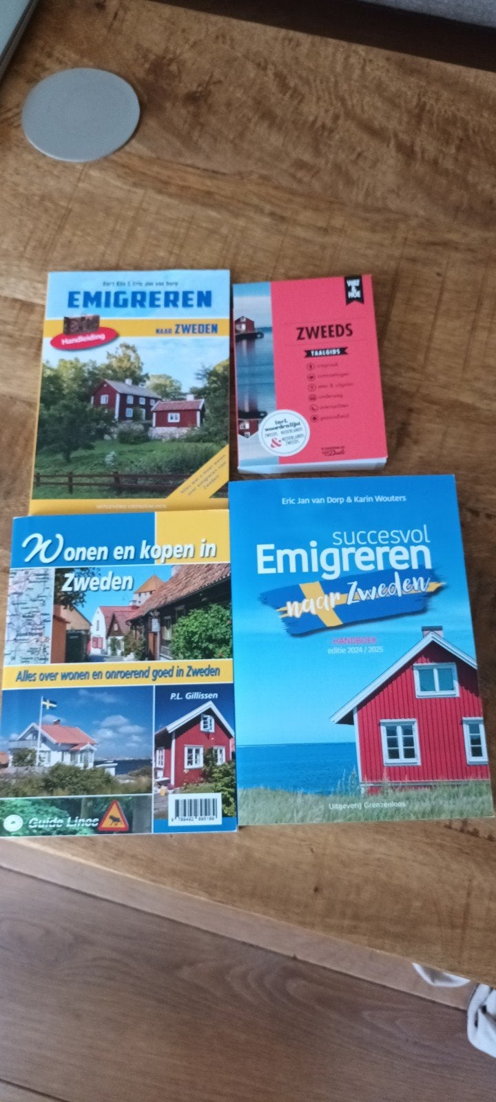 Emigreren naar Zweden & Zweeds Taalgids - Complete Set, Boeken, Overige merken, Europa, Ophalen of Verzenden, Zo goed als nieuw