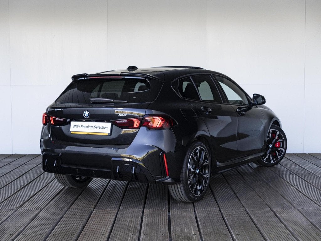 BMW 1 Serie 120 | M Sportpakket Pro | Premium Pack | Stuurwi, Auto's, BMW, Gebruikt, Met garantie (alle), Zwart, Origineel Nederlands