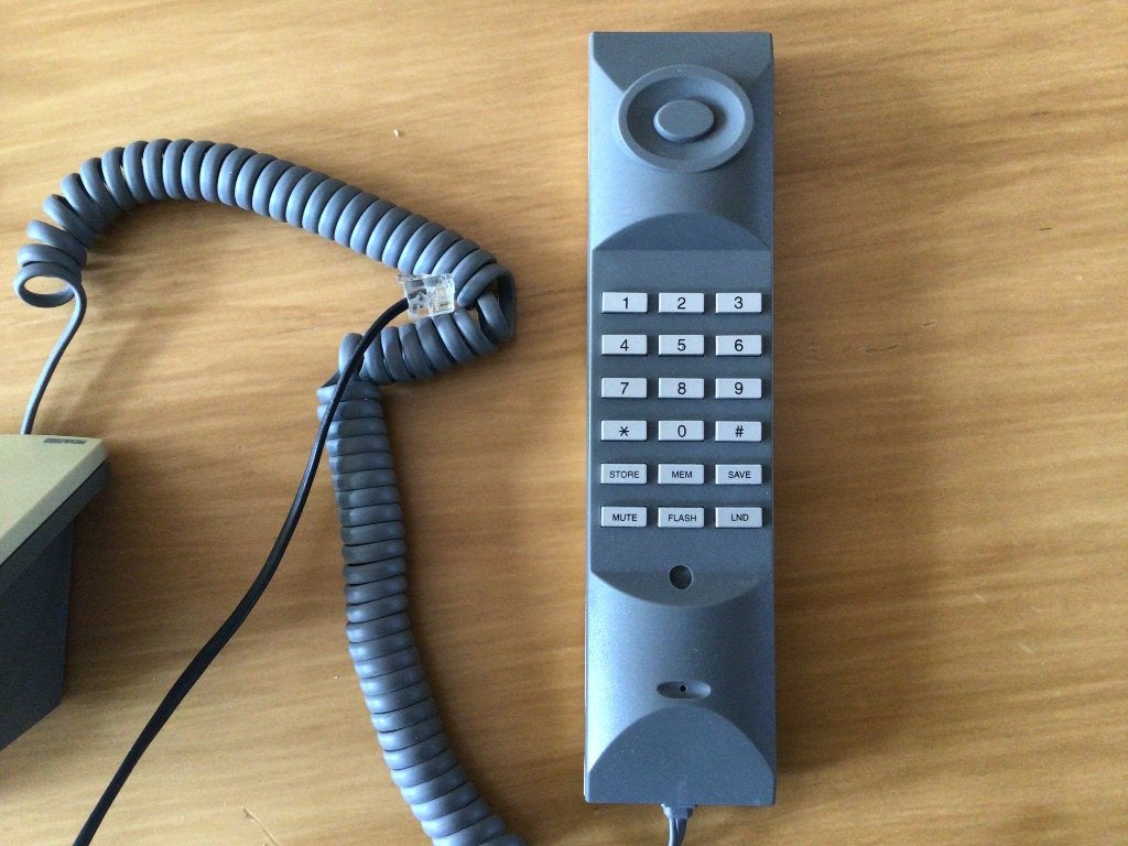 Buró muur analoog telefoon voor senioren grote drukknoppen, Ophalen of Verzenden, Zo goed als nieuw