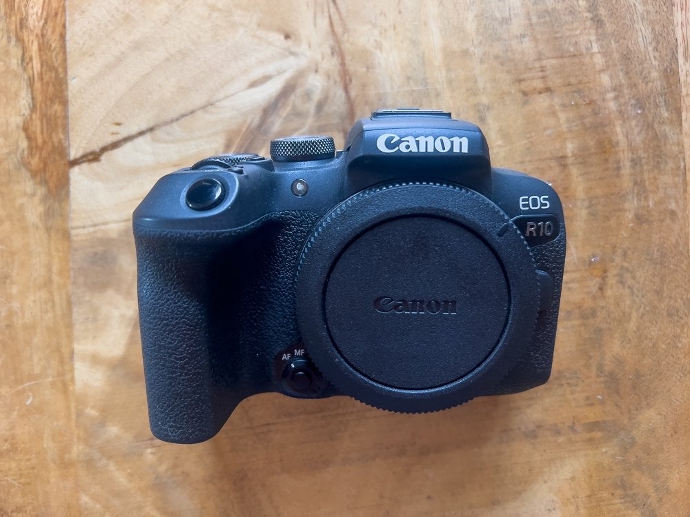 Canon EOS R10 + 18-150mm lens – Nieuwstaat, Audio, Tv en Foto, Canon, Ophalen of Verzenden, Zo goed als nieuw, 24 megapixels