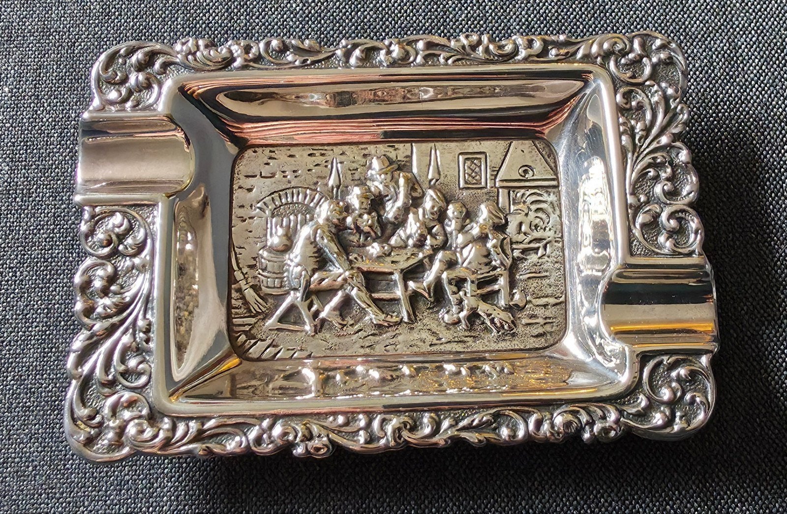 Antieke verzilverde Asbak met Reliëf Scène, Antiek en Kunst, Ophalen of Verzenden