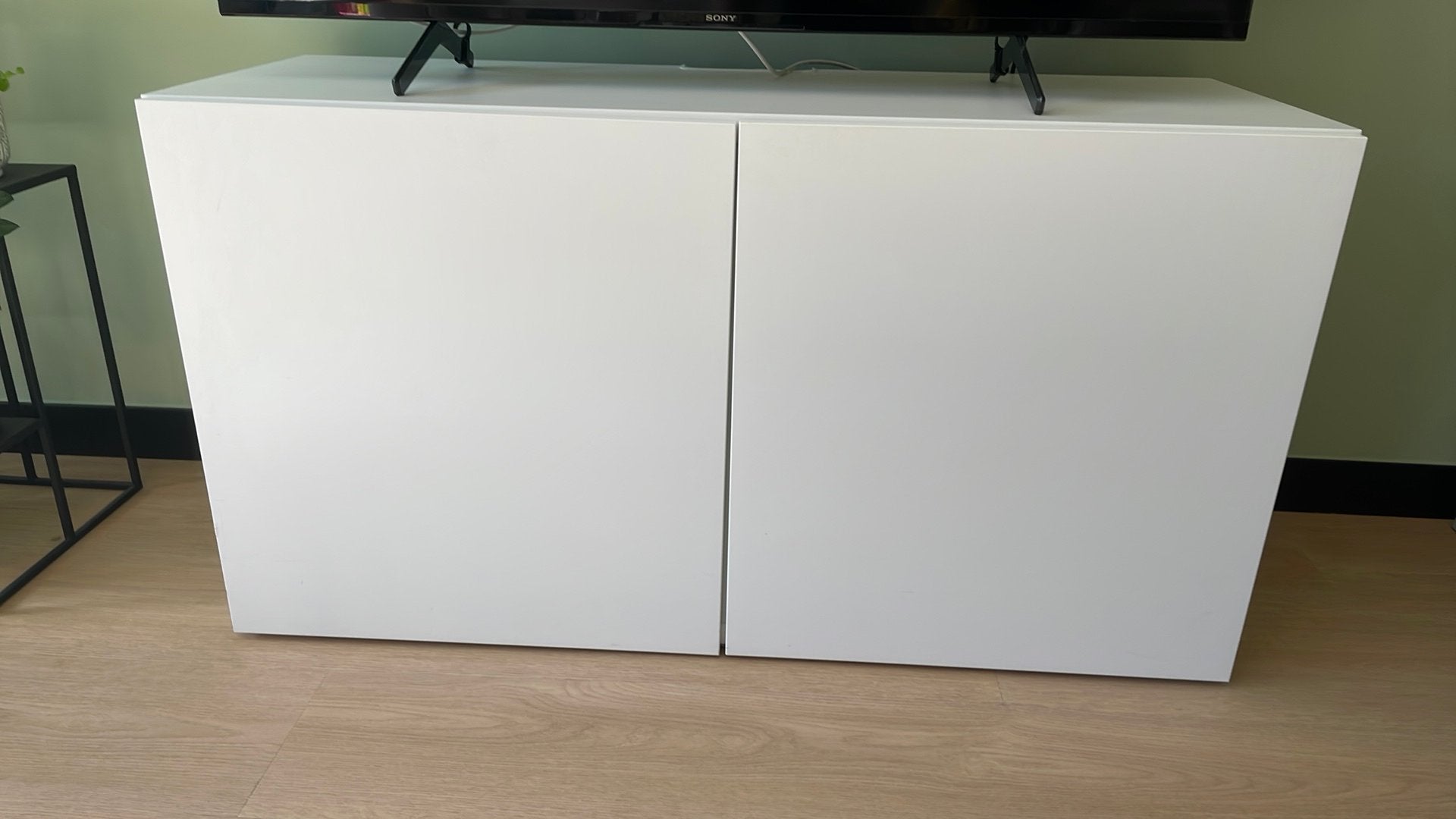 Ikea Besta kast met 2 deuren, Ophalen, 100 tot 150 cm, 25 tot 50 cm, Gebruikt