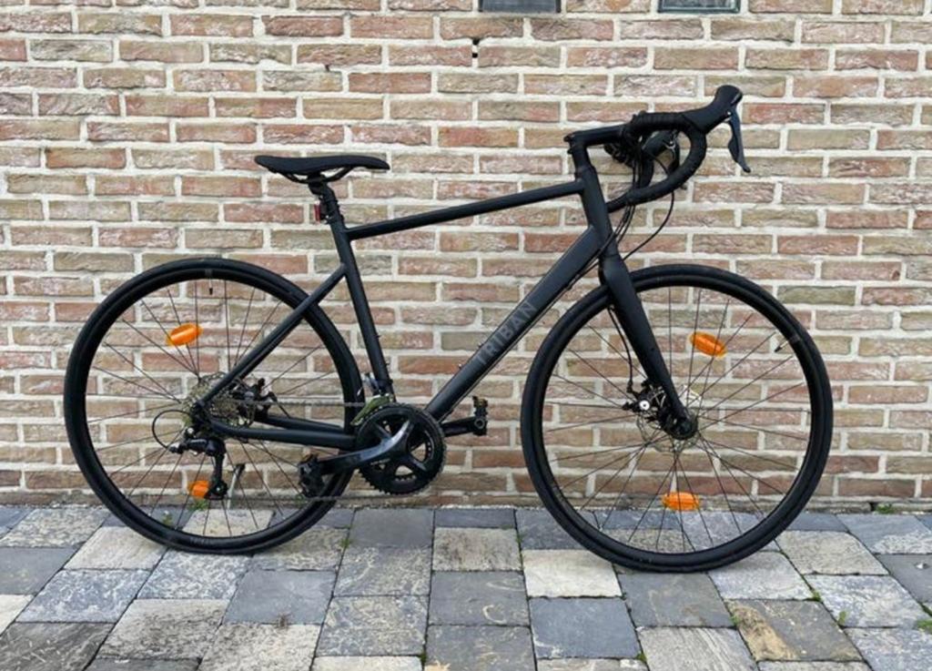 Zwarte racefiets, maat M, Fietsen en Brommers, Fietsen | Racefietsen, Gebruikt, Heren, Overige merken, 10 tot 15 versnellingen