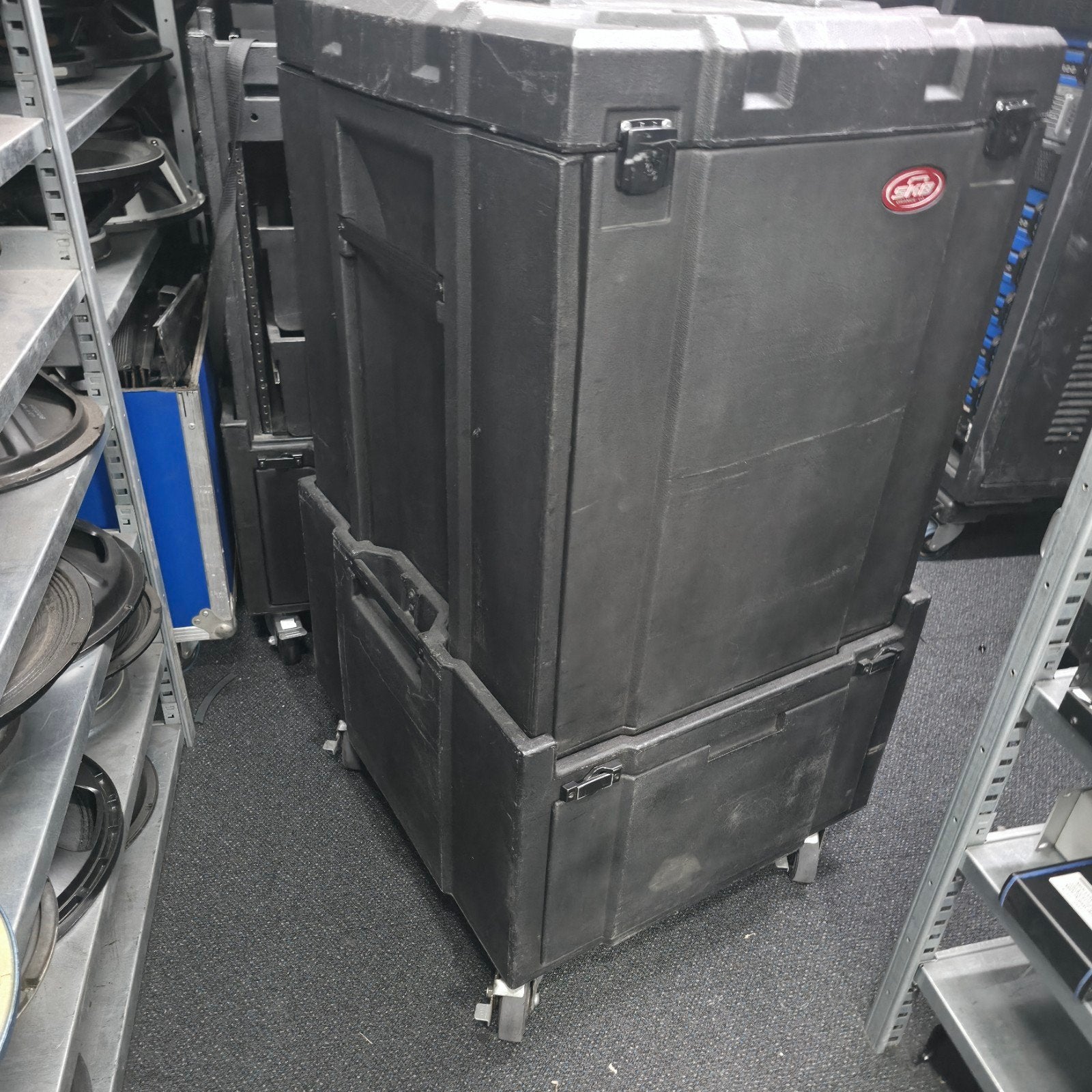 SKB ROTO  GIG RIG  flightcase, Muziek en Instrumenten, Ophalen, Gebruikt, Overige instrumenten, Flightcase