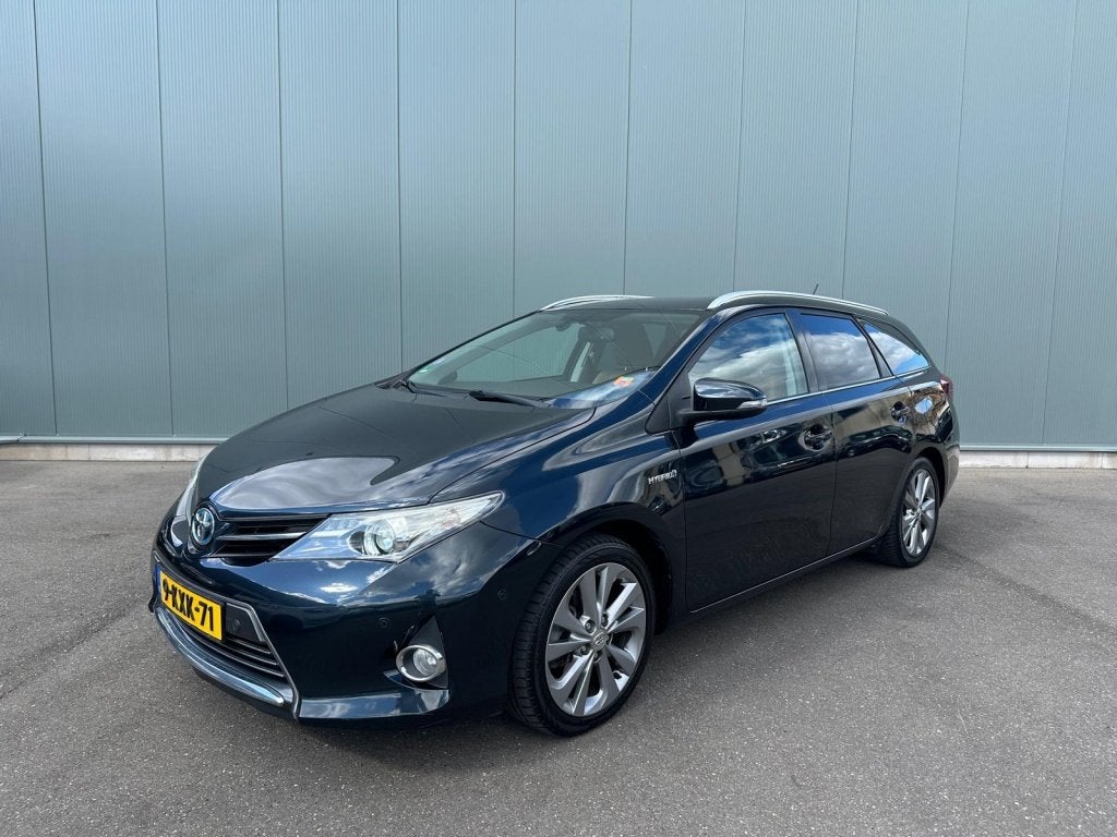 Toyota Auris Touring Sports 1.8 Hybr. Executive LEDER | TREK, Auto's, Toyota, Automaat, Euro 5, Origineel Nederlands, Nieuw