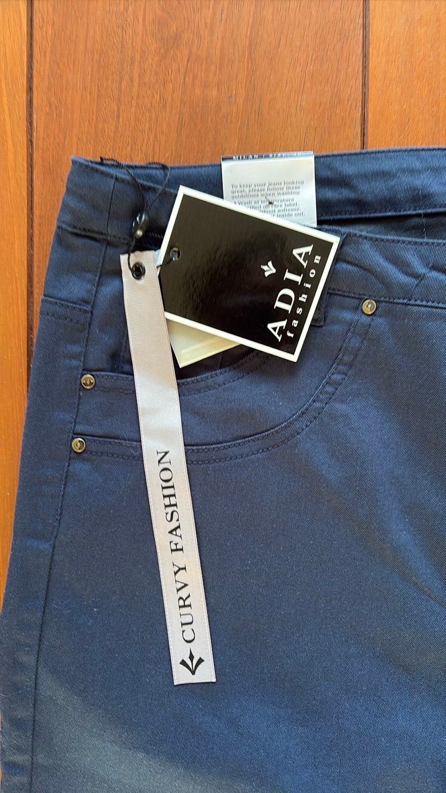 Adia broek maat 48 - Nieuw met kaartjes, Kleding | Dames, Grote Maten, Ophalen of Verzenden, Nieuw, Blauw, Broek of Spijkerbroek