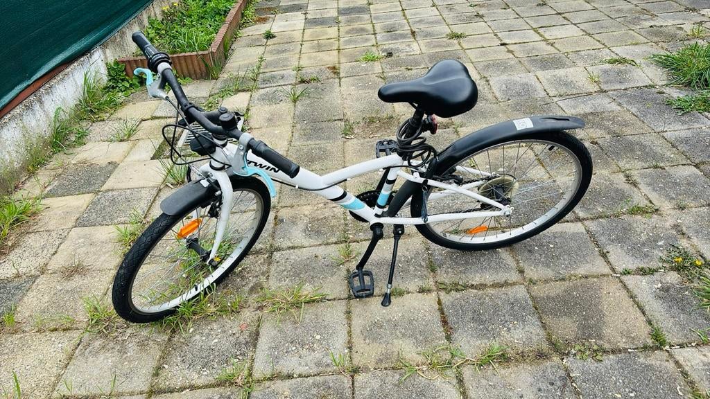 B'Twin kinderfiets met 6 versnellingen, Fietsen en Brommers, Fietsen | Dames | Damesfietsen, Overige merken, Gebruikt, Velgrem