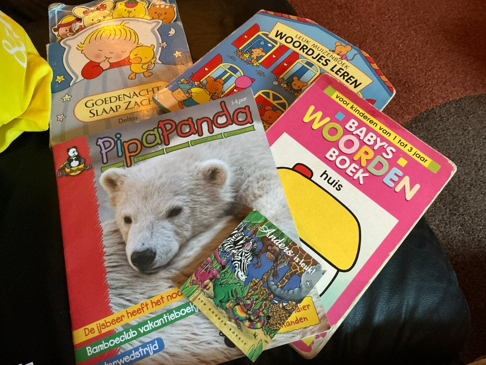 4 KINDERBOEKEN EN 1 MAGAZINE 🌸 voor de Prijs zie info, Ophalen of Verzenden, Zo goed als nieuw, 3 tot 4 jaar