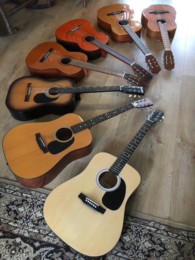 Mooi klinkende gitaren, voor weinig, van af €50, interesse, Ophalen, Klassiek, Les of Cursus, Gitaar
