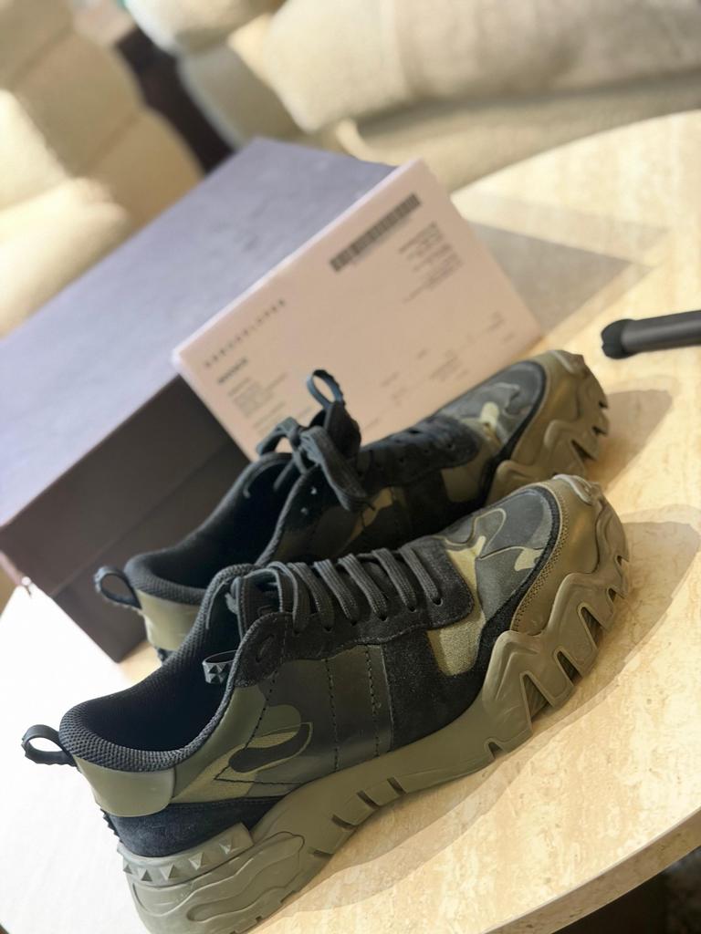 Valentino schoenen een zee goede staat, Ophalen of Verzenden, Zo goed als nieuw, Overige kleuren