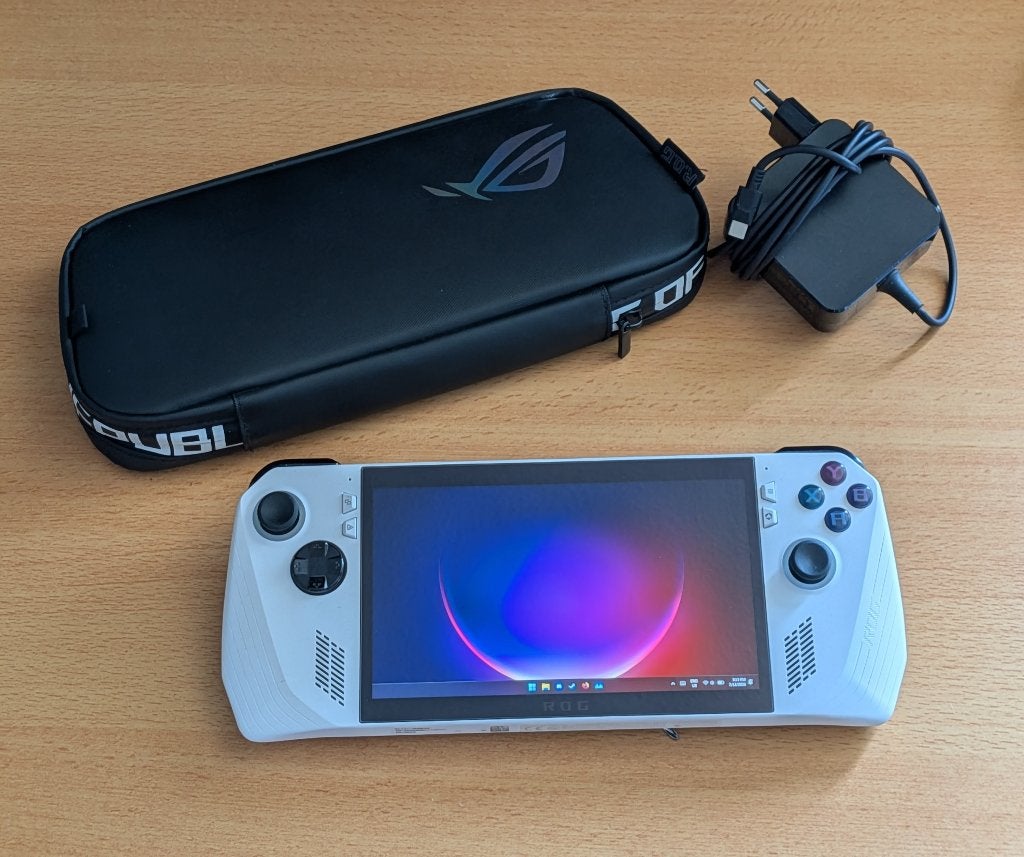 ROG Ally Z1 Extreme 2TB RC71L, 1 speler, Ophalen of Verzenden, Zo goed als nieuw, Vanaf 3 jaar