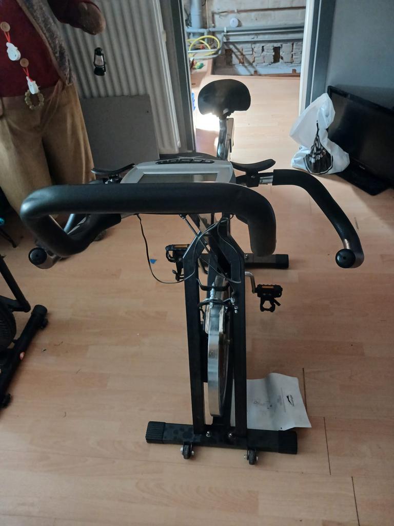 Slazenger Speed Bike Hometrainer - Zo goed als nieuw, Ophalen, Zo goed als nieuw, Benen, Overige typen