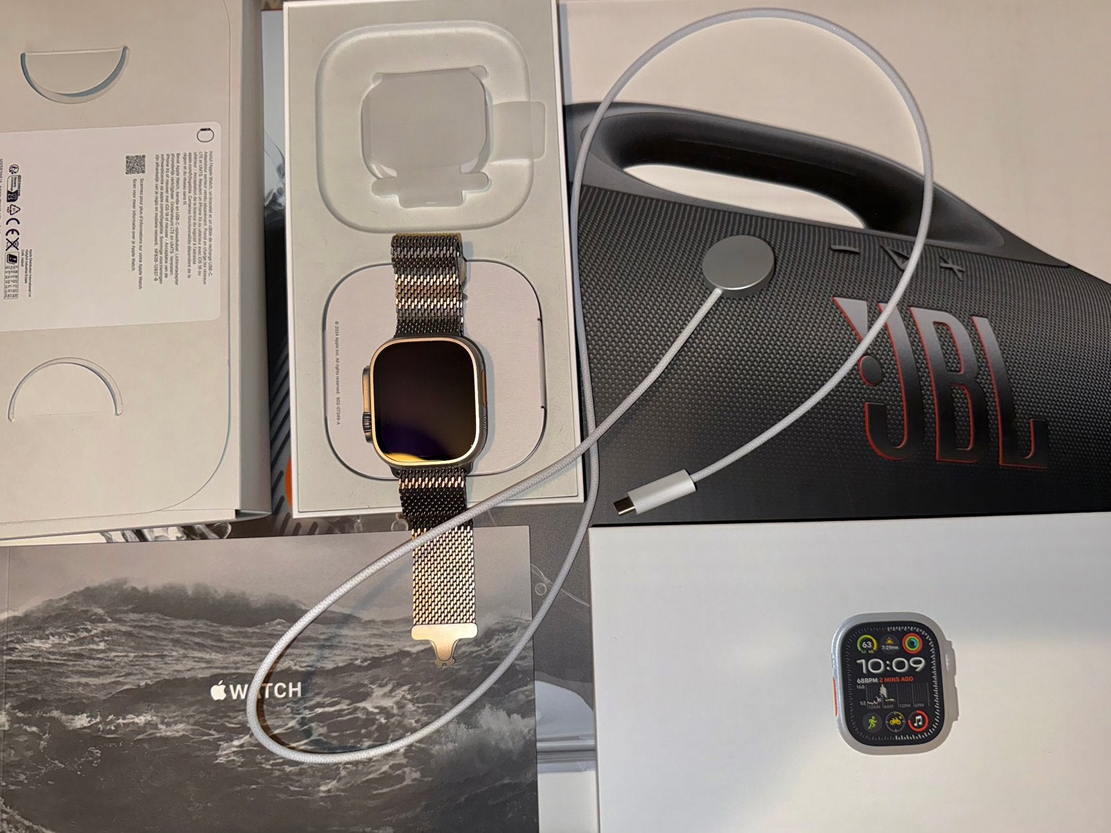 Apple Watch Ultra 2 49MM Natural Titanium, 100% battery, Ophalen of Verzenden, Zo goed als nieuw, Zilver, IOS