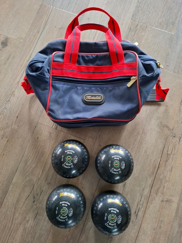 4 x een HENSELITE Classic 2 koersbal, Ophalen, Bal
