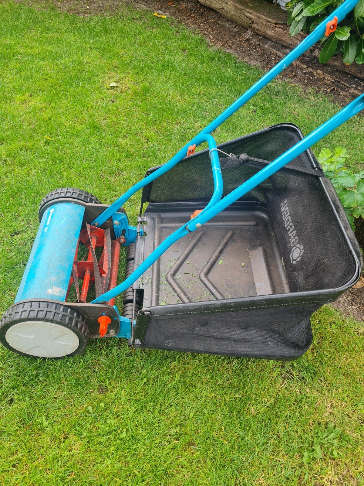 Gardena 300 handgrasmachine-grasmaaier met opvangbak, Ophalen, Gebruikt