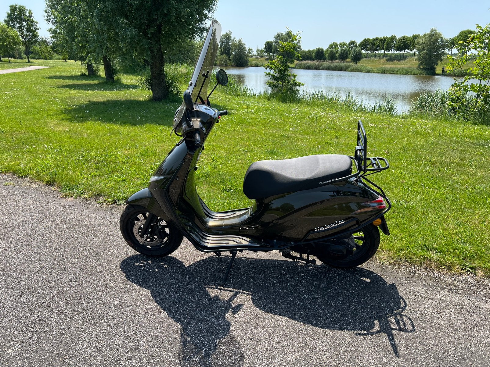 Scooter te koop, 45 km/uur nog geen 900 km op de teller, Fietsen en Brommers, Scooters | Overige merken, Ophalen, Zo goed als nieuw