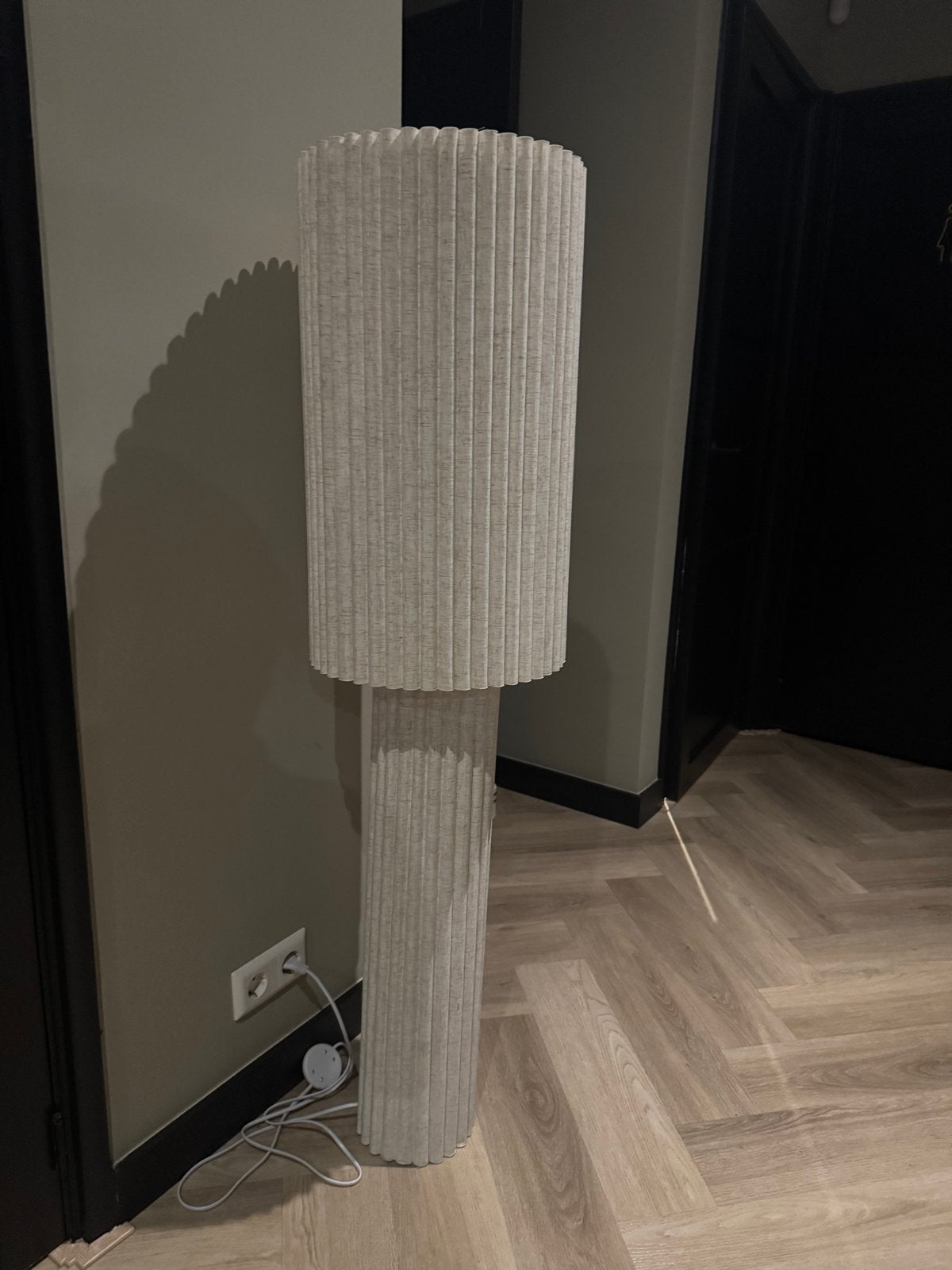 Kwantum Vloerlamp Cassio Off-White - Zo goed als nieuw, Textiel, Zo goed als nieuw, 150 tot 200 cm, E27 (groot)
