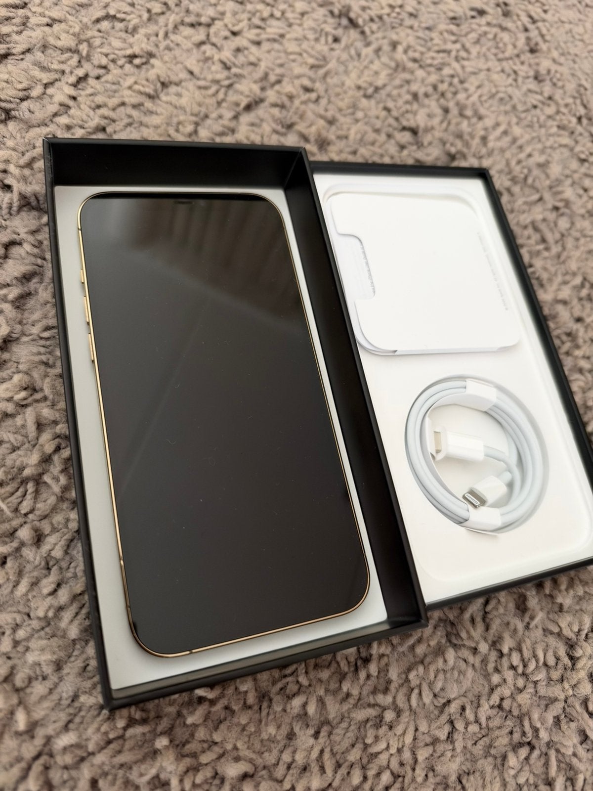 Foto 6 van Iphone 12 Pro Max Goud 128GB