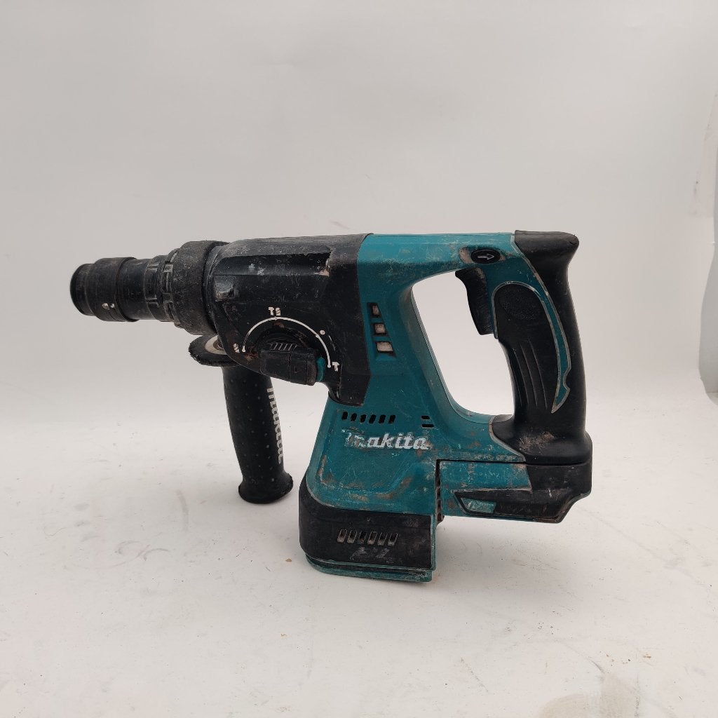 Makita DHR243 Boorhamer nu voor €139.99, Doe-het-zelf en Verbouw, Gebruikt, M, Ophalen of Verzenden, M