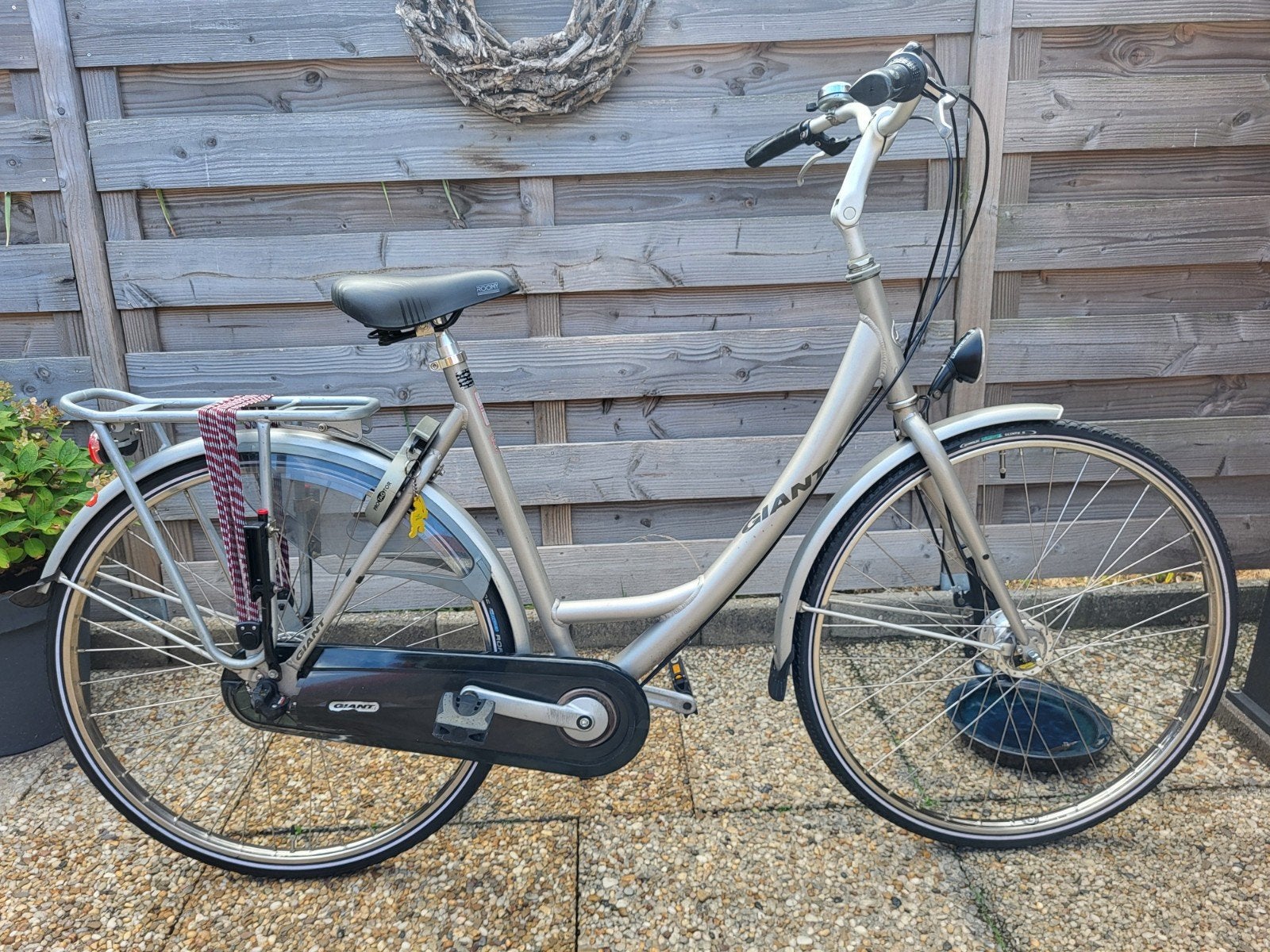 GIANT URBAN DAMESFIETS, Ophalen, Gebruikt, Giant, Versnellingen