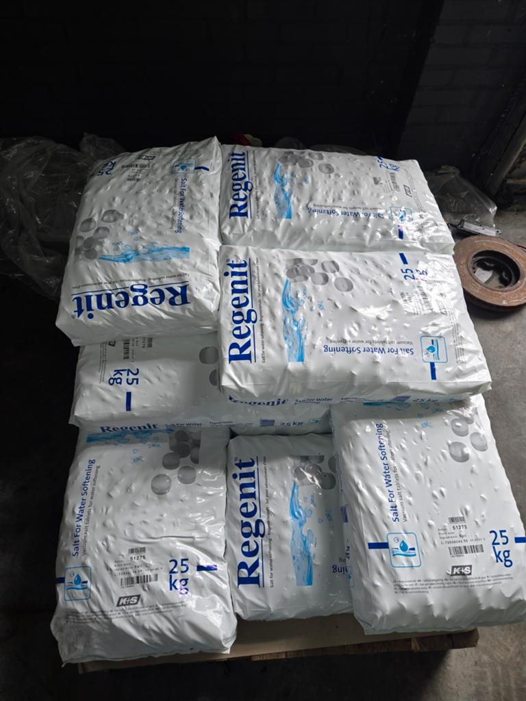 Regenit zout voor waterontharding - 25 kg zakken, Ophalen, Nieuw, Waterontharder met zout