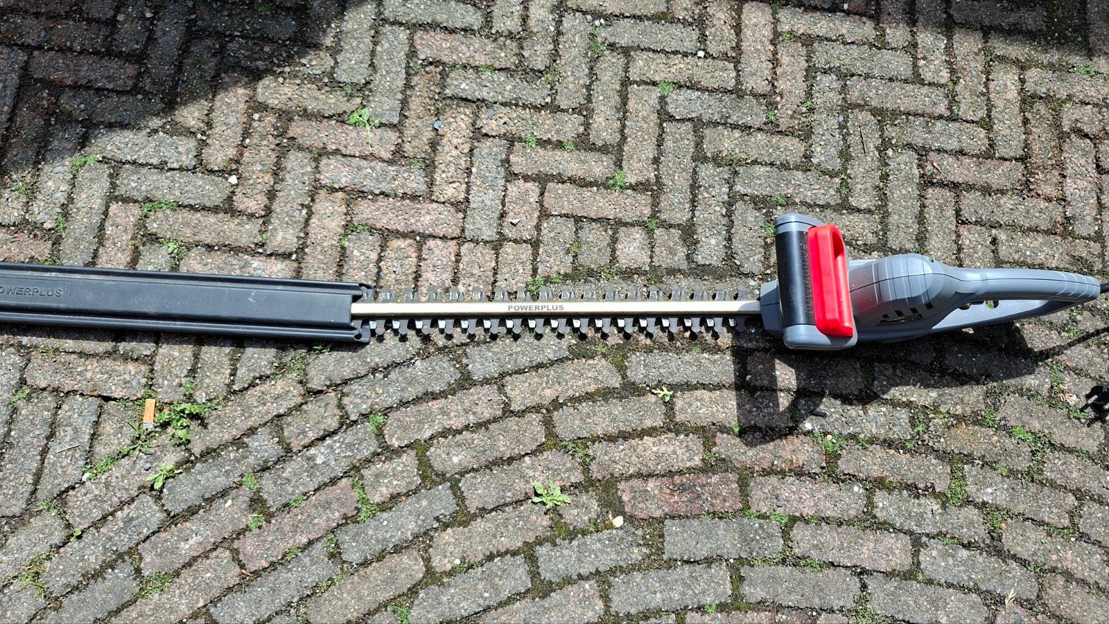 Powerplus Heggenschaar - Elektrisch - 600W, Ophalen, Gebruikt, Elektrisch, Powerplus