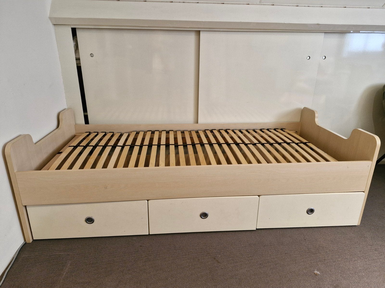 Eenpersoonsbed 90x200cm met lattenbodem en lades, Ophalen, 90 cm, Eenpersoons, Beige