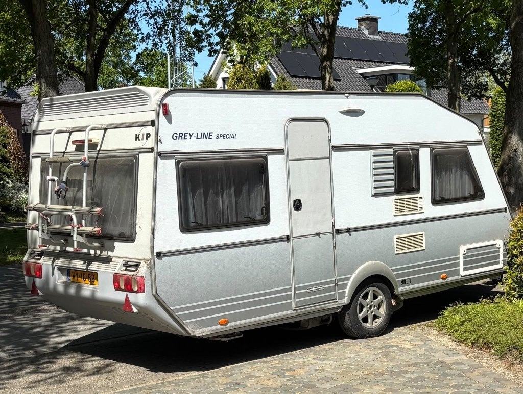 Te koop mooie Kip Greyline Special met veel opties, bj 2000, Caravans en Kamperen, Vast bed, Rondzit, Kip, 750 - 1000 kg