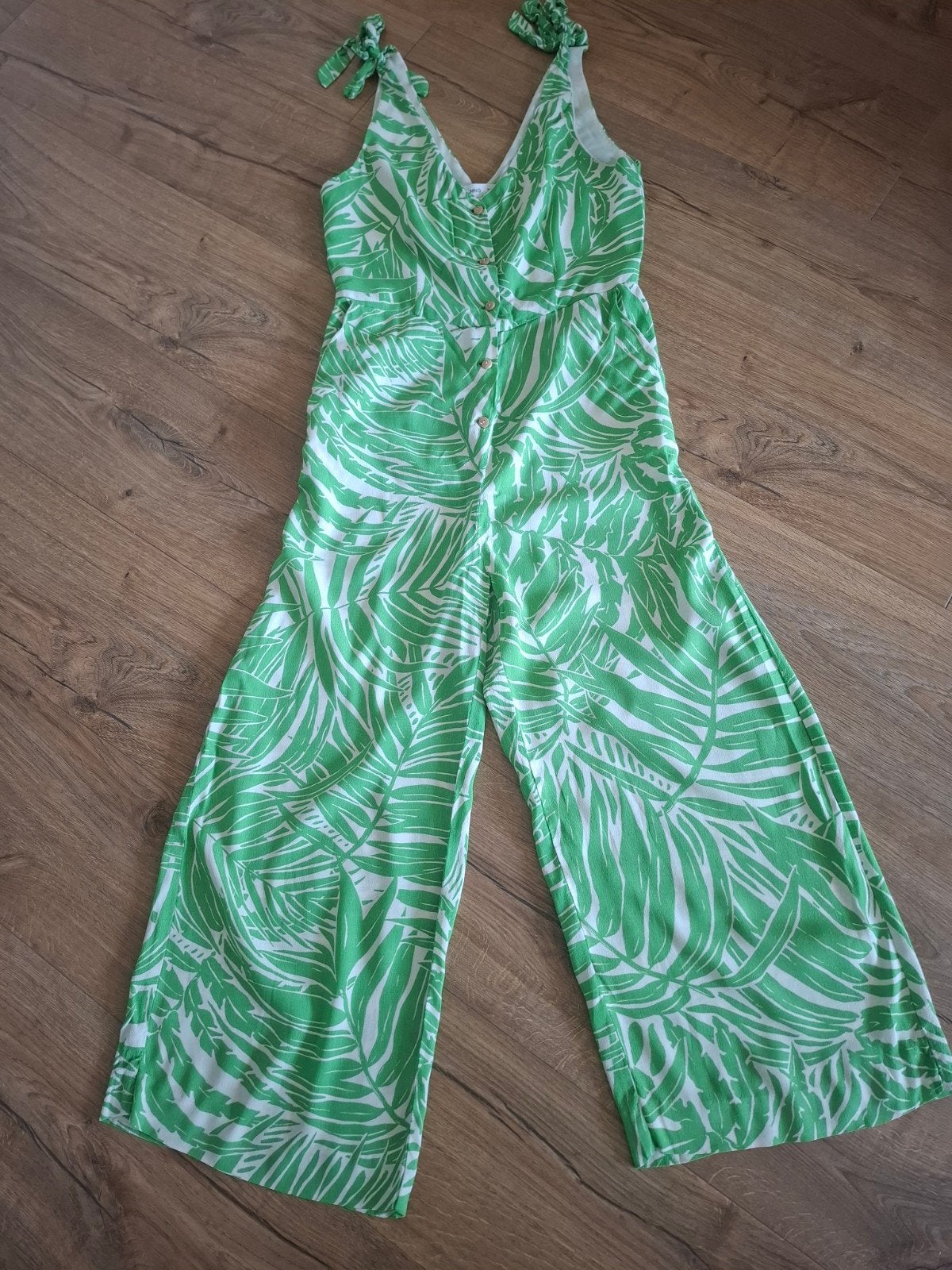 Leuke groen/witte jumpsuit maat 36, Ophalen of Verzenden, Zo goed als nieuw, Maat 34 (XS) of kleiner