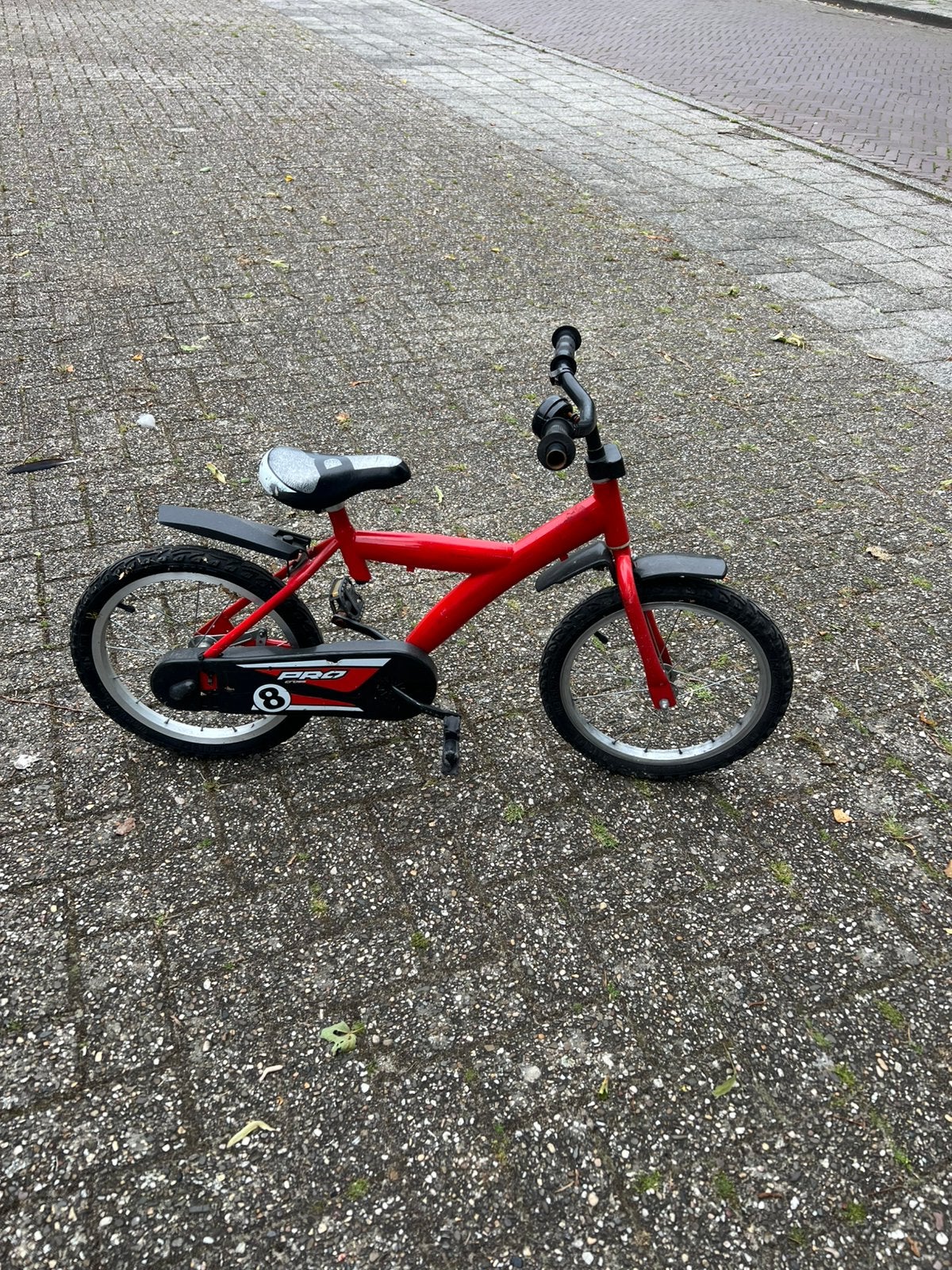 Rode jongens fiets, Ophalen, Zo goed als nieuw, Minder dan 16 inch