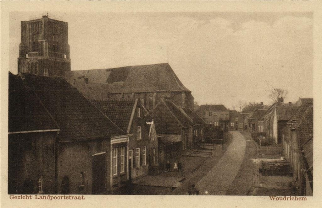 Gezicht Landpoortstraat. - Woudrichem - ongelopen, Verzenden, 1920 tot 1940, Ongelopen, Noord-Brabant