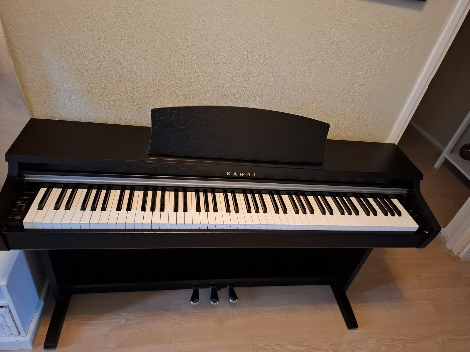 Foto 4 van Kawai CN14