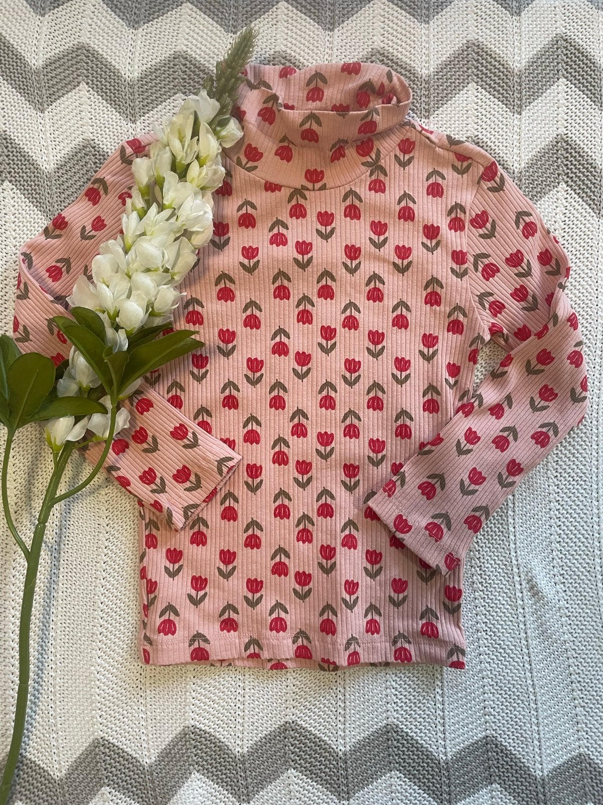 NIEUW, lichtroze rib coltrui met tulpen van de Wibra, 86/92, Ophalen of Verzenden, Nieuw, Meisje, Shirtje of Longsleeve