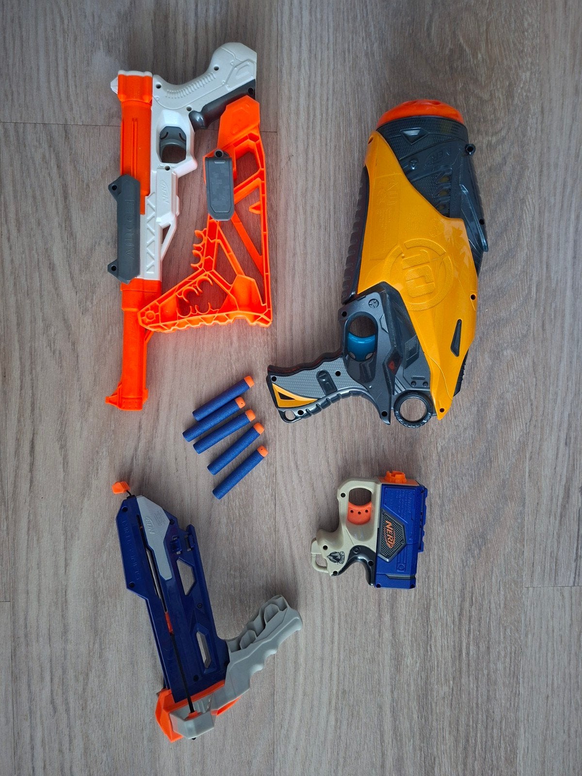 Nerf dart automatische blaster, pistool, geweer en kruisboog, Ophalen of Verzenden, Gebruikt, Jongen of Meisje
