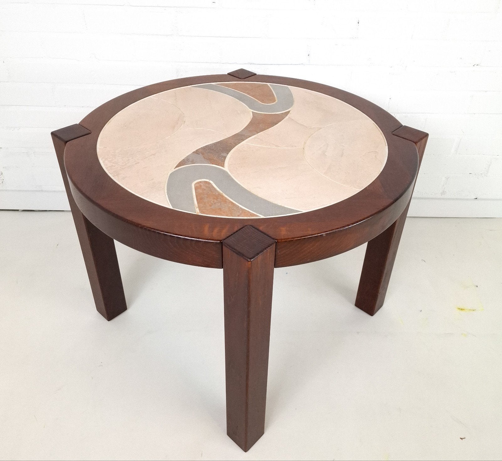 Vintage salontafel Haslev rond Deens design rosewood/steen, Minder dan 55 cm, Gebruikt, Rond, Ophalen of Verzenden