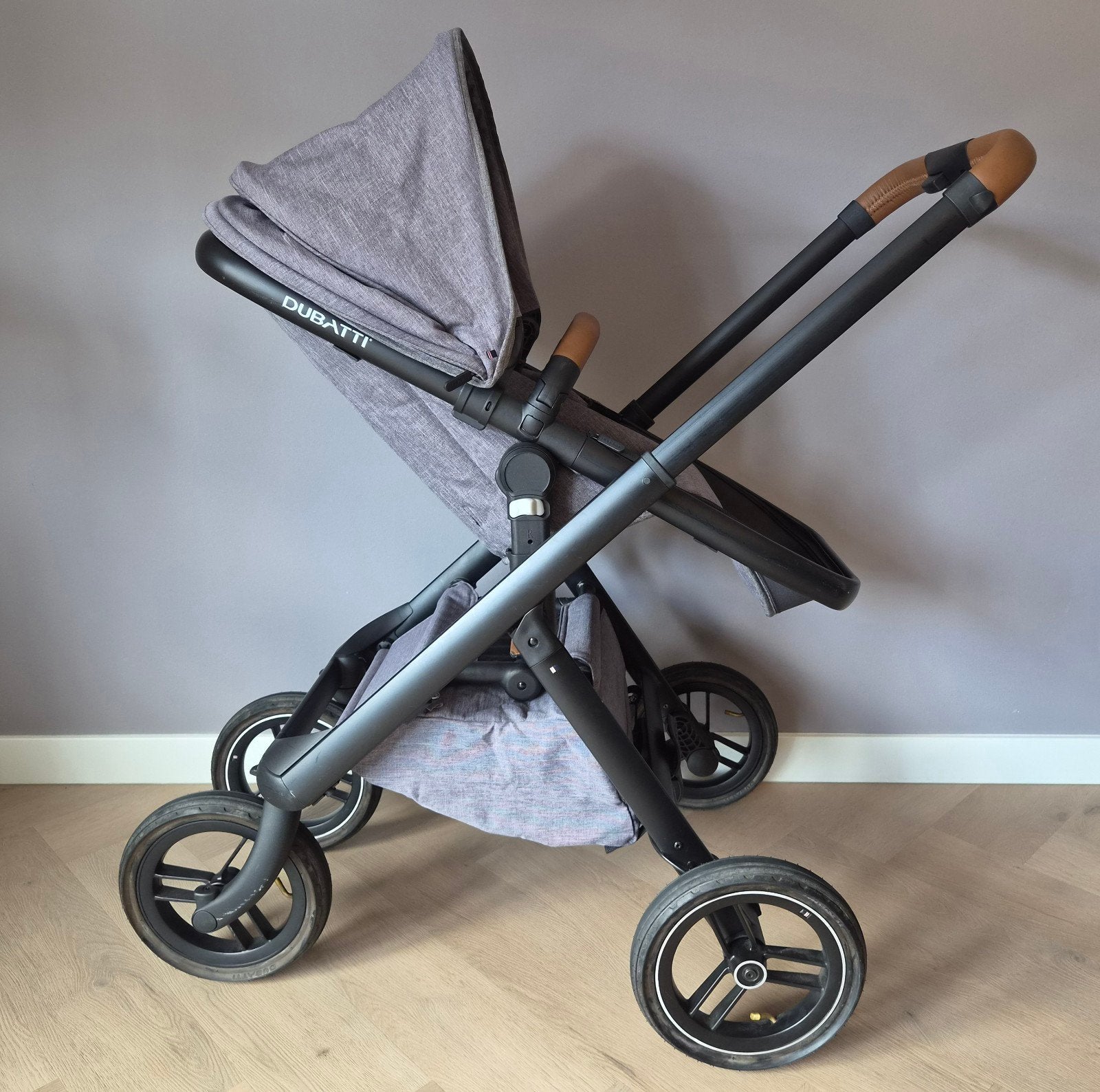 Dubatti One kinderwagen, Kinderen en Baby's, Kinderwagens en Combinaties, Gebruikt, Combiwagen, Overige merken, Luchtbanden, Ophalen