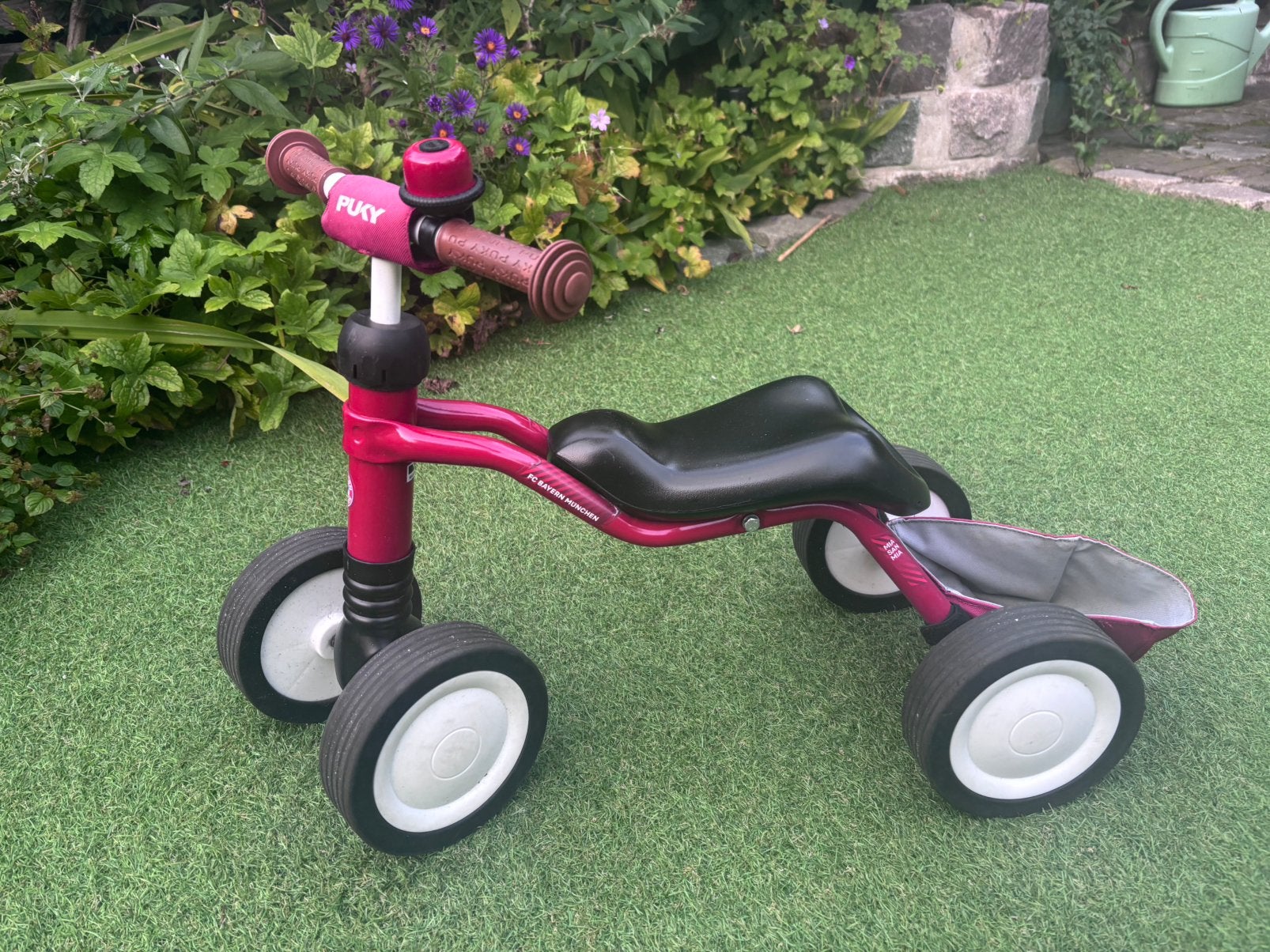 Foto 2 van Puky Pukylino loopfiets rood (vanaf 1 jaar)