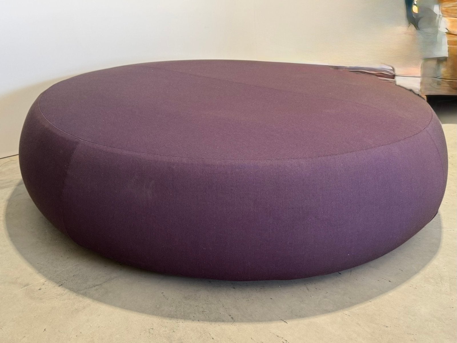 Grote Arper Design Poef - Gestoffeerd (paars) - Ø 165 cm, Ophalen, Gebruikt, 125 cm of meer, Rond