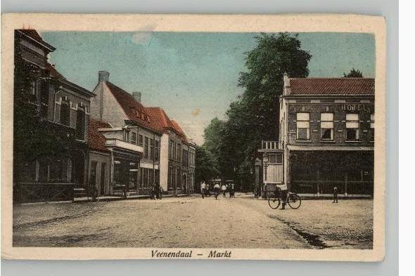 Veenendaal Markt st 1927 uitg G. Davelaar